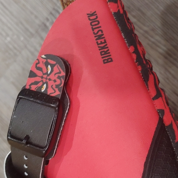 HOST PICK NWOT Star Wars Darth Maul Birkenstocks - Picture 5 of 7